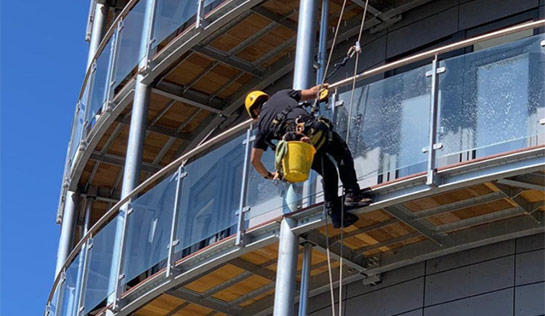 Abseiling & Rope Access