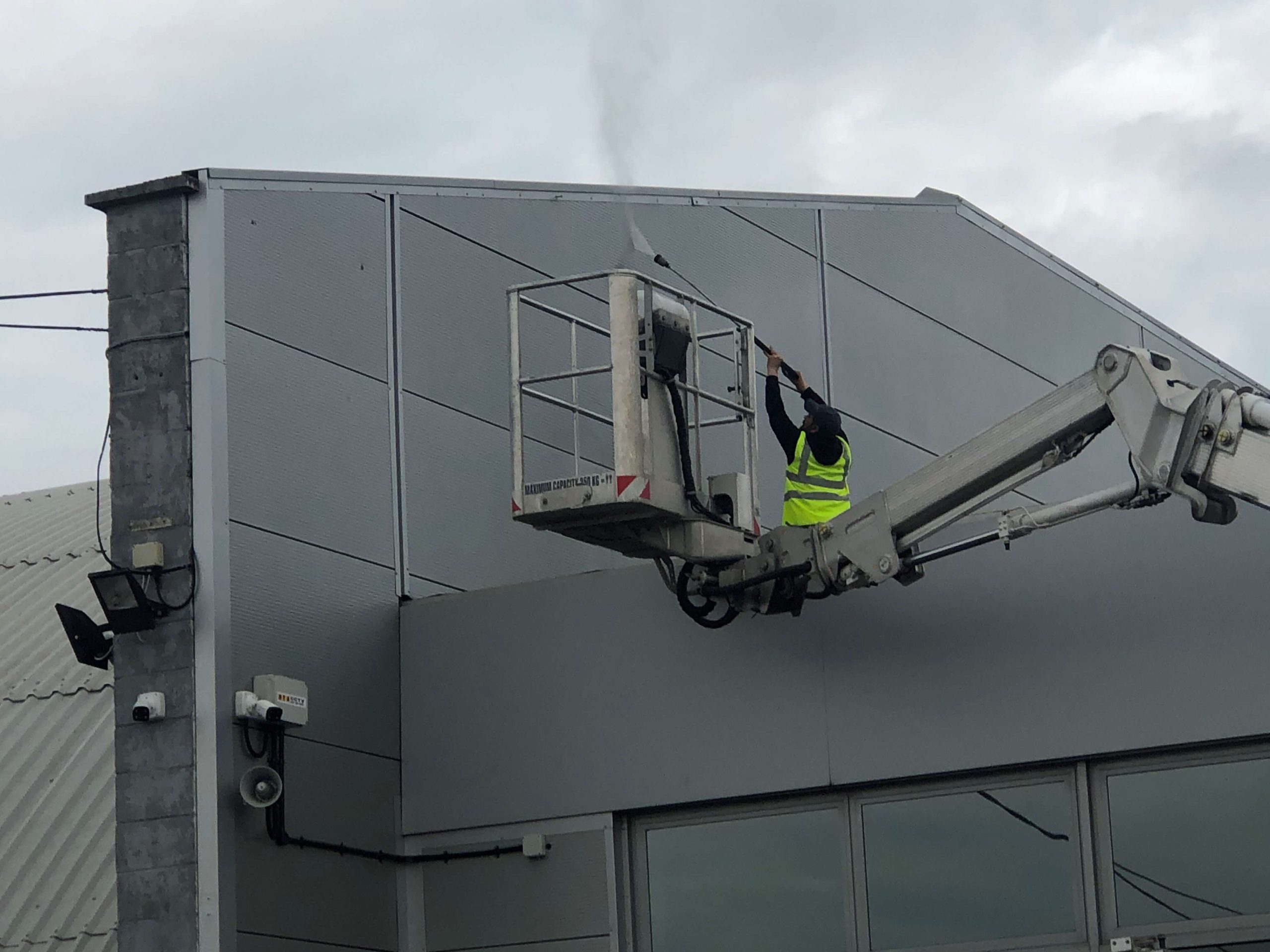 Cladding Cleaning 1