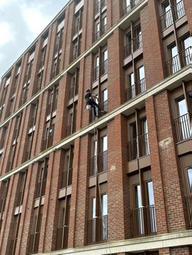 Abseiling Window Cleaning 2